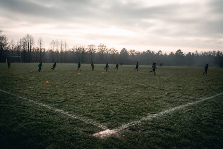 École de rugby : à quel âge inscrire son enfant et comment